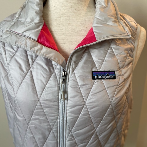 Patagonia Women’s Primaloft Puffer Vest NWOT - Picture 2 of 10